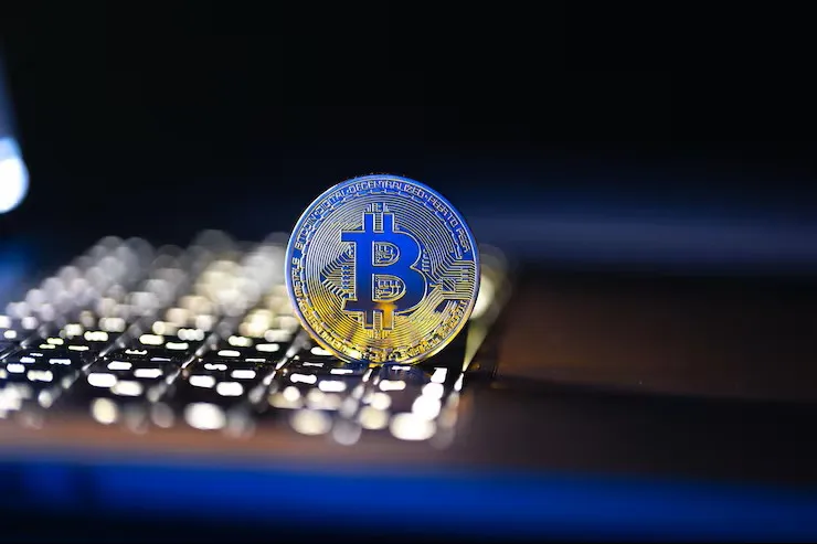 Truffa con criptovalute